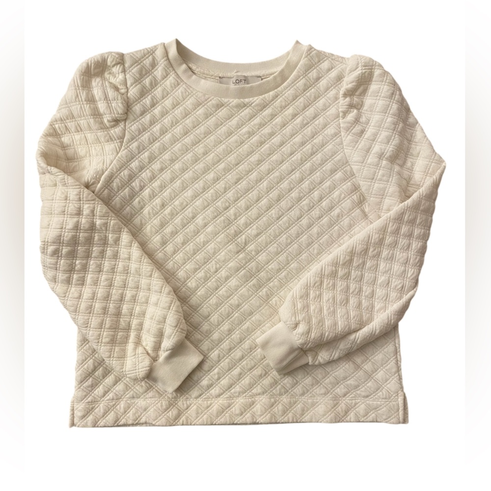 Loft polyester cotton quilted pattern puff sleeve top. Cream colored. Small.